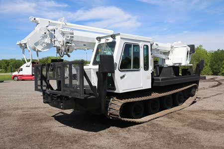 1999 Bombardier GT2000 HYNT All Terrain Track Digger Derrick